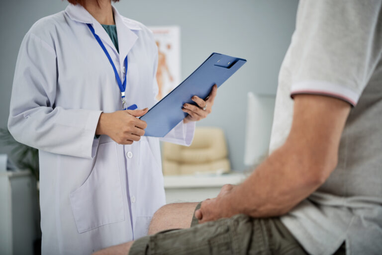 Piles Clinics in Delhi