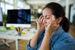 Read more about the article Trigeminal Neuralgia vs Toothache: How to Tell If Your Tooth Pain Is Actually Nerve Pain