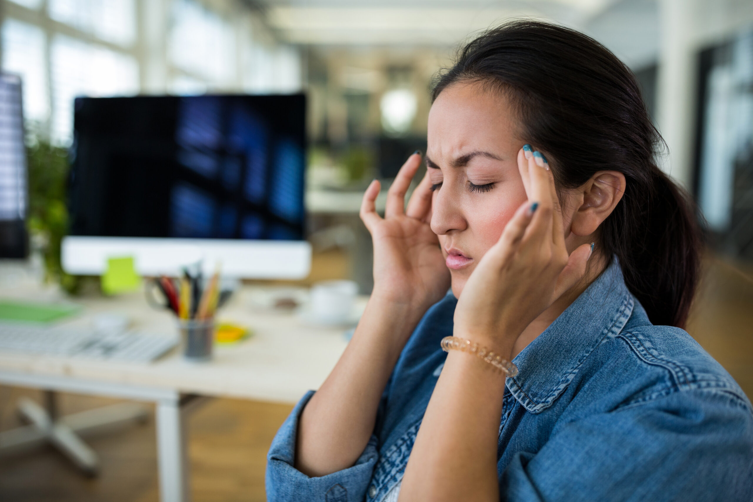 You are currently viewing Trigeminal Neuralgia vs Toothache: How to Tell If Your Tooth Pain Is Actually Nerve Pain